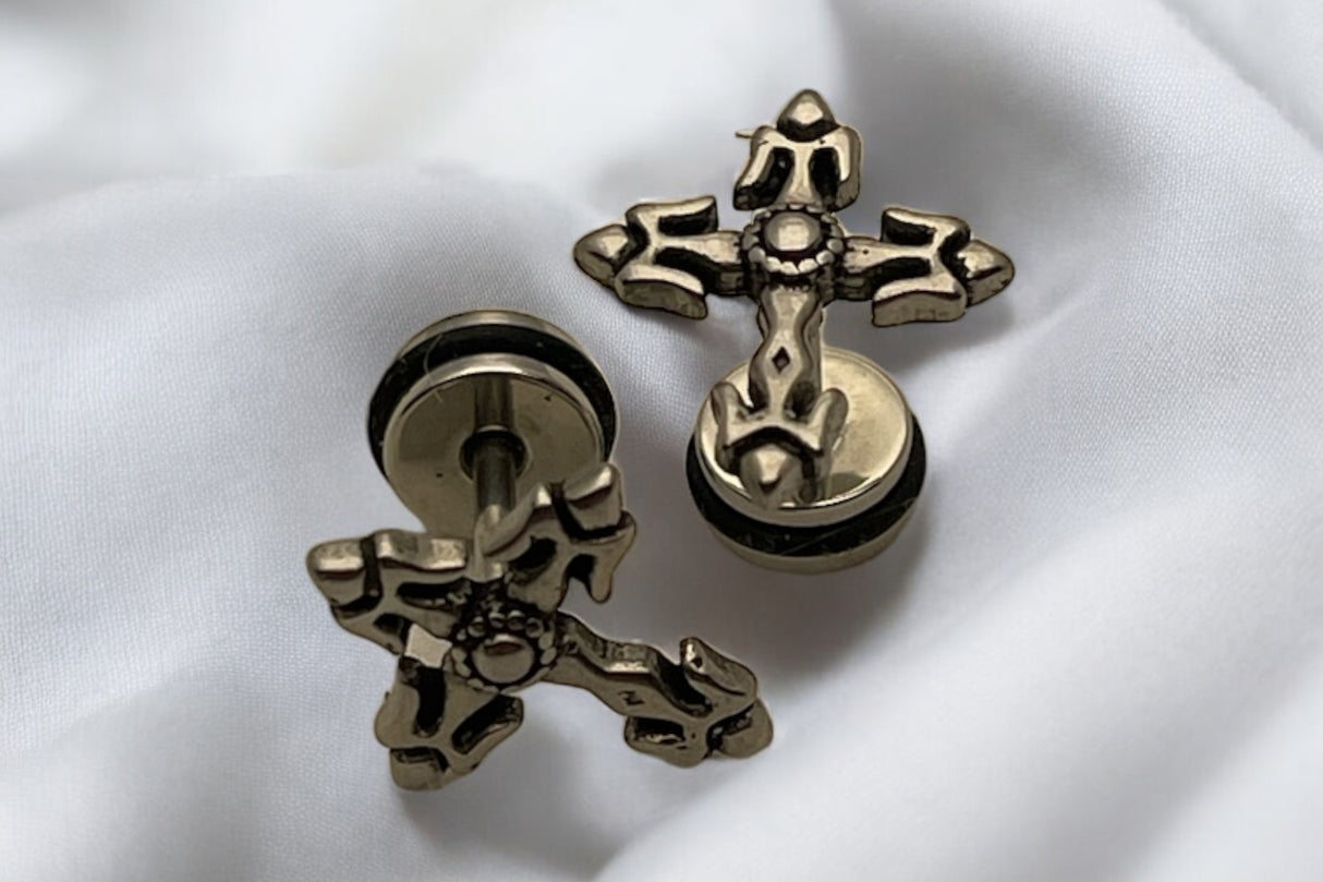 Edelstahl Ohrstecker "Silver Cross" mit Drehverschluss